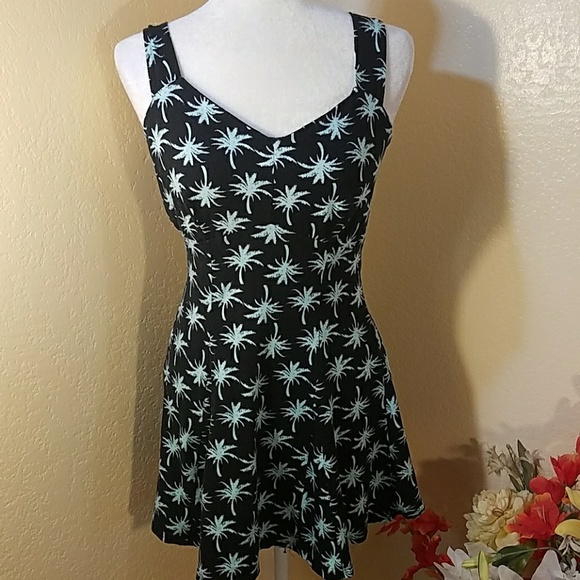 Charlotte Russe Dresses & Skirts - Adorable Charlotte Russe Dress